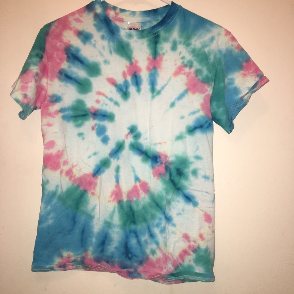 Tie-dye t-shirt